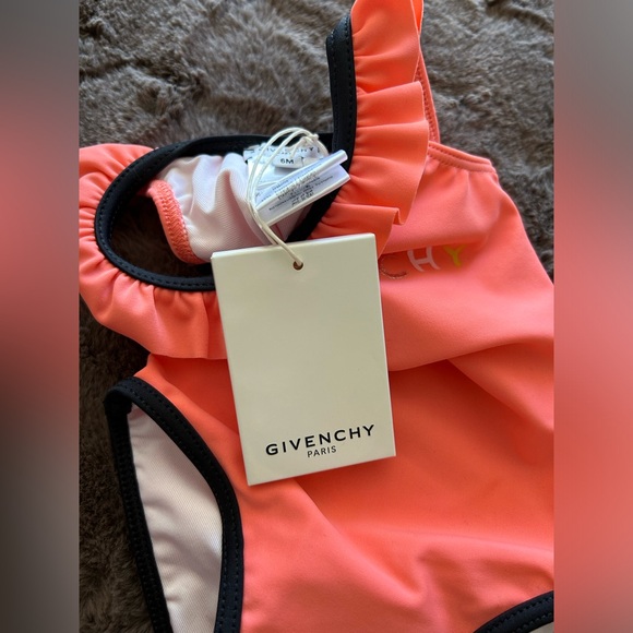 *NWT* GIVENCHY BABY RUFFLED COLLAR LOGO SWIMSUIT IN BEAUTIFUL CORAL, 6 MONTHS - Picture 4 of 7